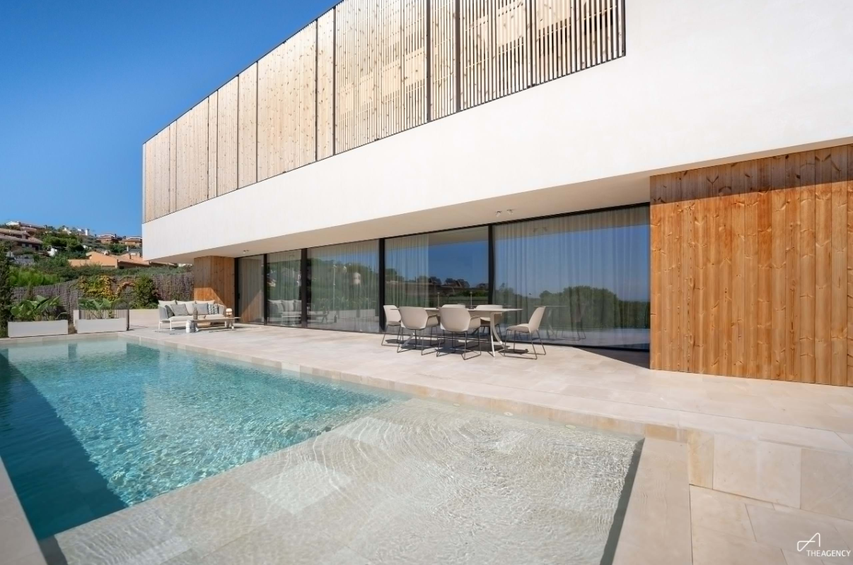 Modern Luxury Home Barcelona