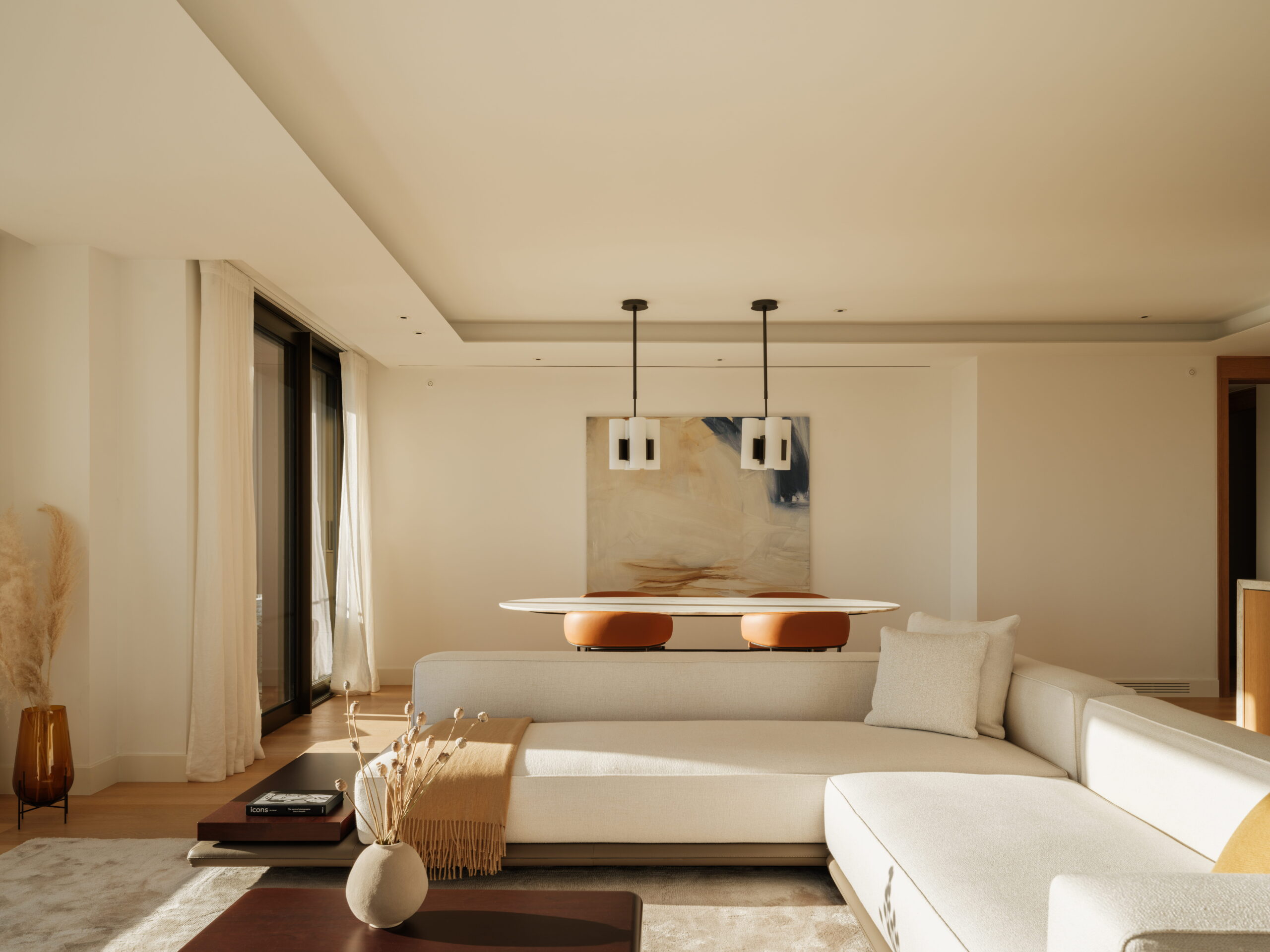 2_LIVING ROOM