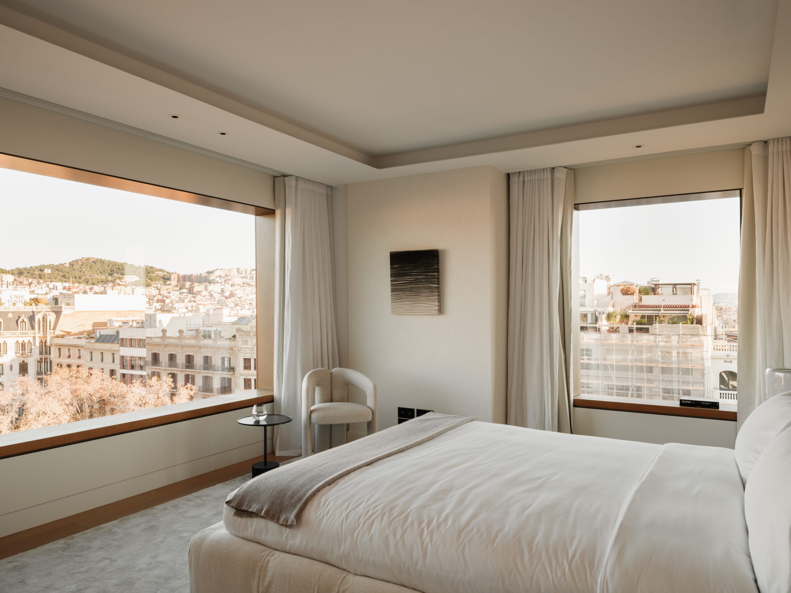 4_MASTER BEDROOM