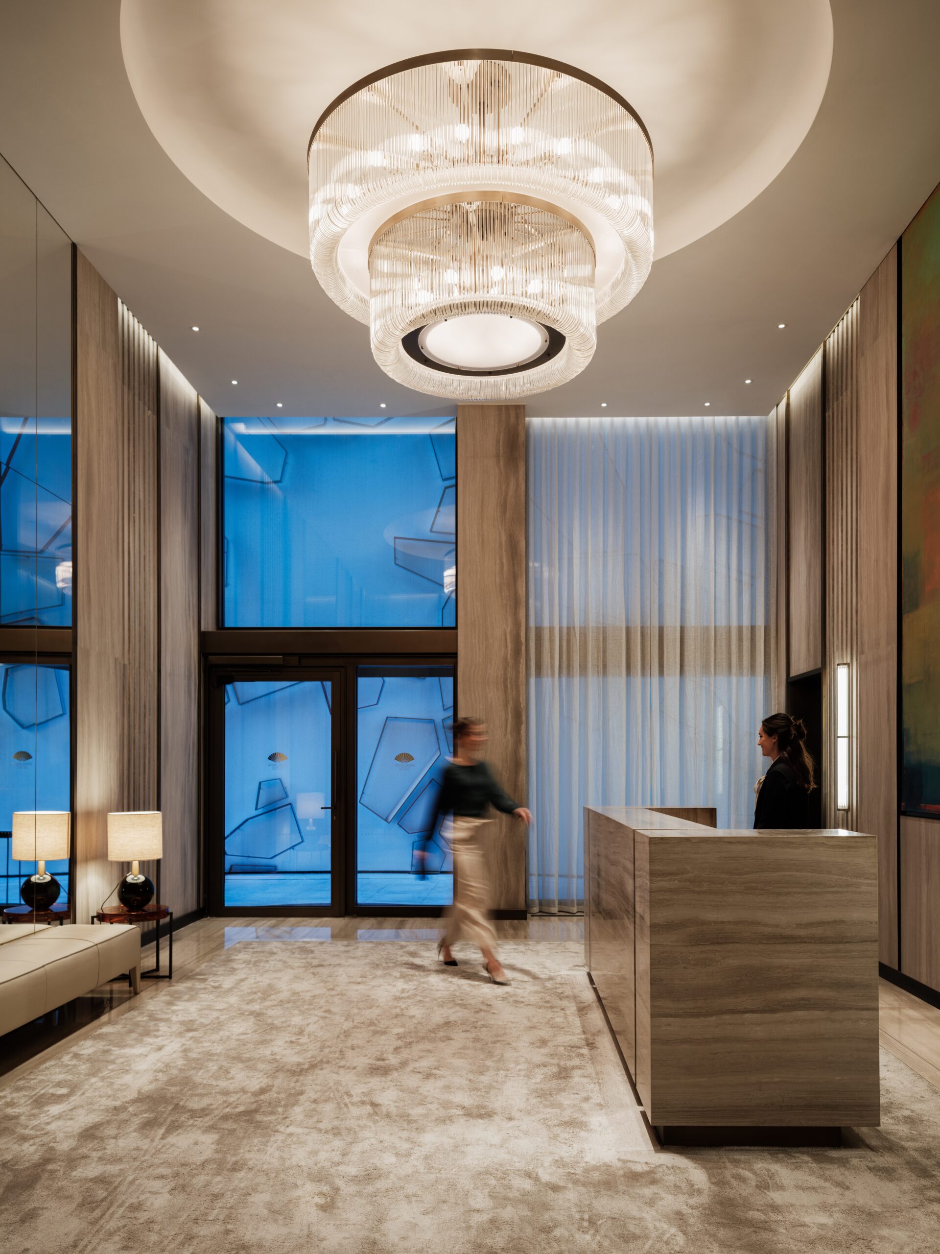 8_LOBBY
